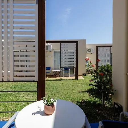 Village ريثيمنو