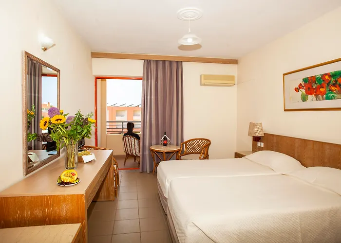 Village Hotel Rethymno