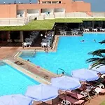 Village Otel