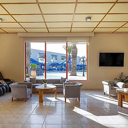Hotel Village 3*