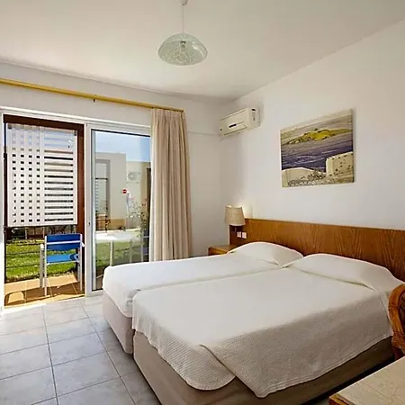 Otel Village