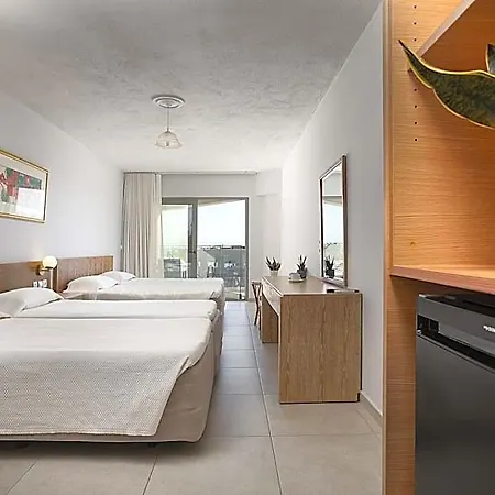 Village 3* Resmo