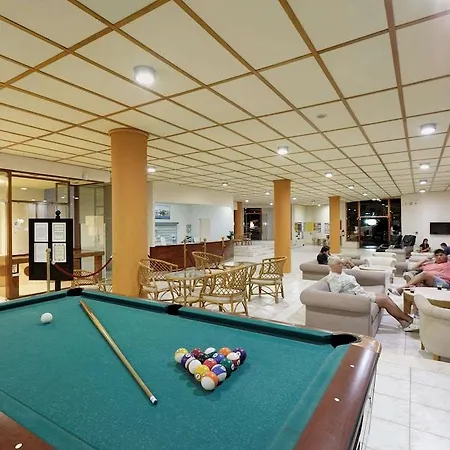 Village Otel
