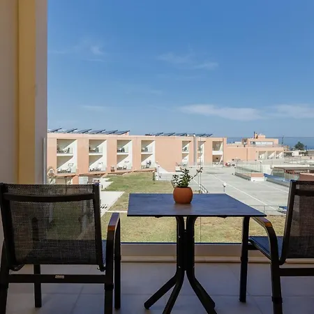 Village Hotel 3*